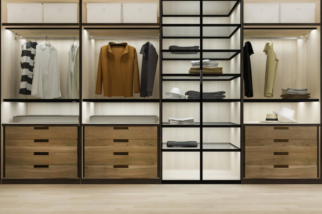 Walk in closet platsbyggd garderob